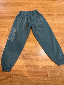 Boys green Nike sweatpants size Large youth