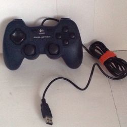 Logitech Dual Action Game Pad USB