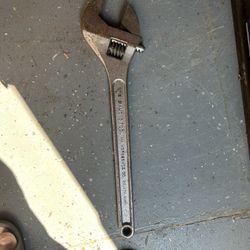18” Wrench 