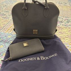 Dooney & Bourke Purse And Wallet