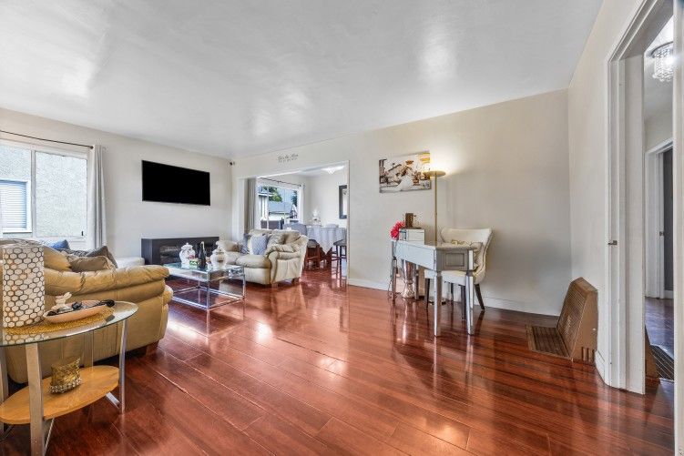 Used Leather Couches