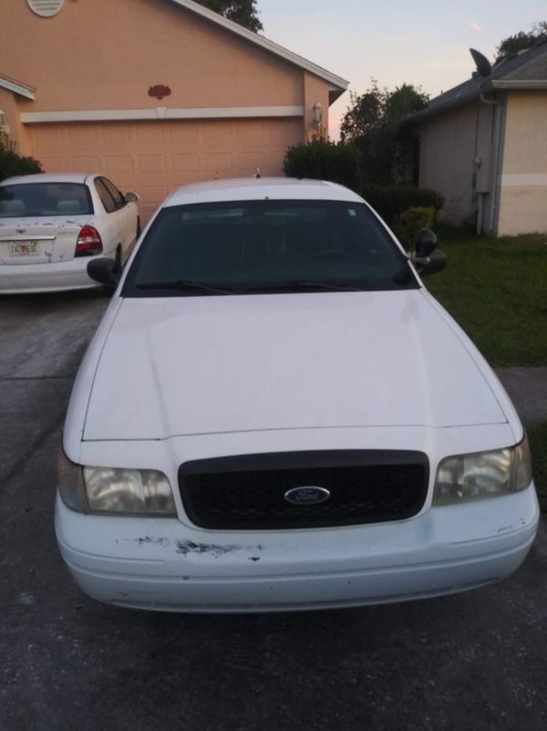 2004 Crown Victoria $600 for Sale in Jacksonville, FL - OfferUp