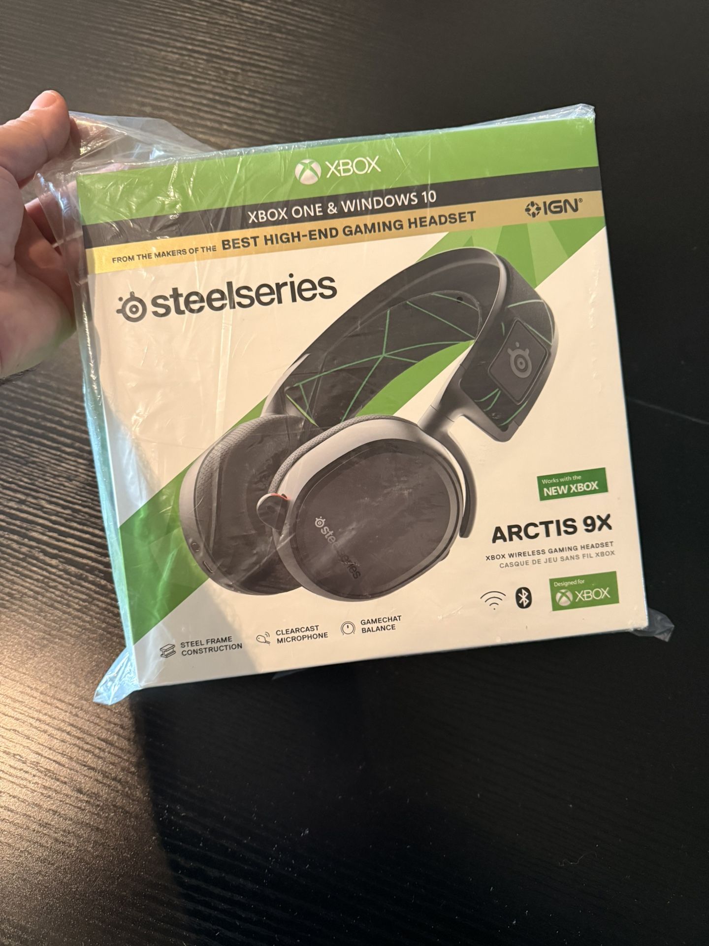 New Arctis 9x Xbox Headphones