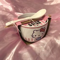 HELLO KITTY Ramen Bowl W/ Chopsticks And Spoon