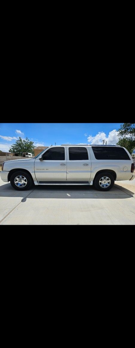 2003 Cadillac Escalade