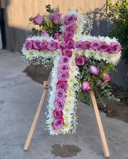 Funeral cross