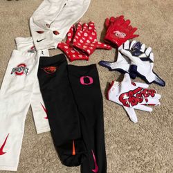 college gloves arm sleeves 