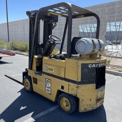 Forklift 