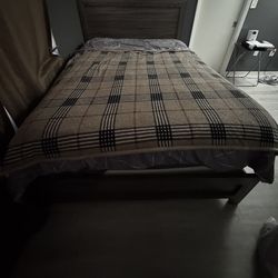 Queen frame, mattress & box spring