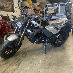 200cc EFI Cafe Racer 6 Speed Motorcycle Lifan 2024  At Turbopowersports Com 