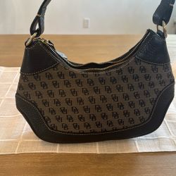 Dooney & Burke Woman’s Black Bridge Logo Crescent Shoulder 