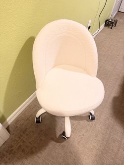 Vanity chair