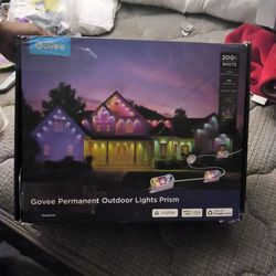 New 200ft permanent outdoor lights