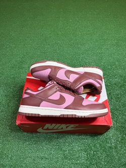 Dunk Low Next Nature