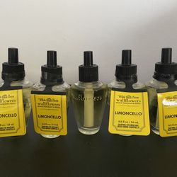 Brand New Bath And Body Works Limoncello Wallflower Refills