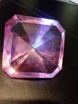 Beautiful pink paperweight artificial Crystal