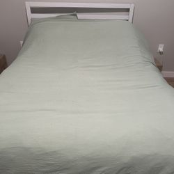 Metal Bed frame With Mattress