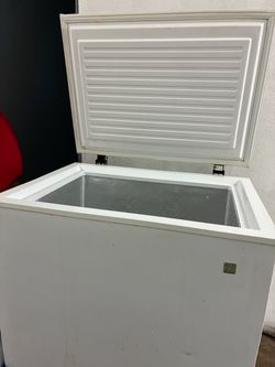DEEP FREEZER WHITE