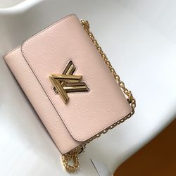 Elegant Twist: Louis Vuitton Edition Bag