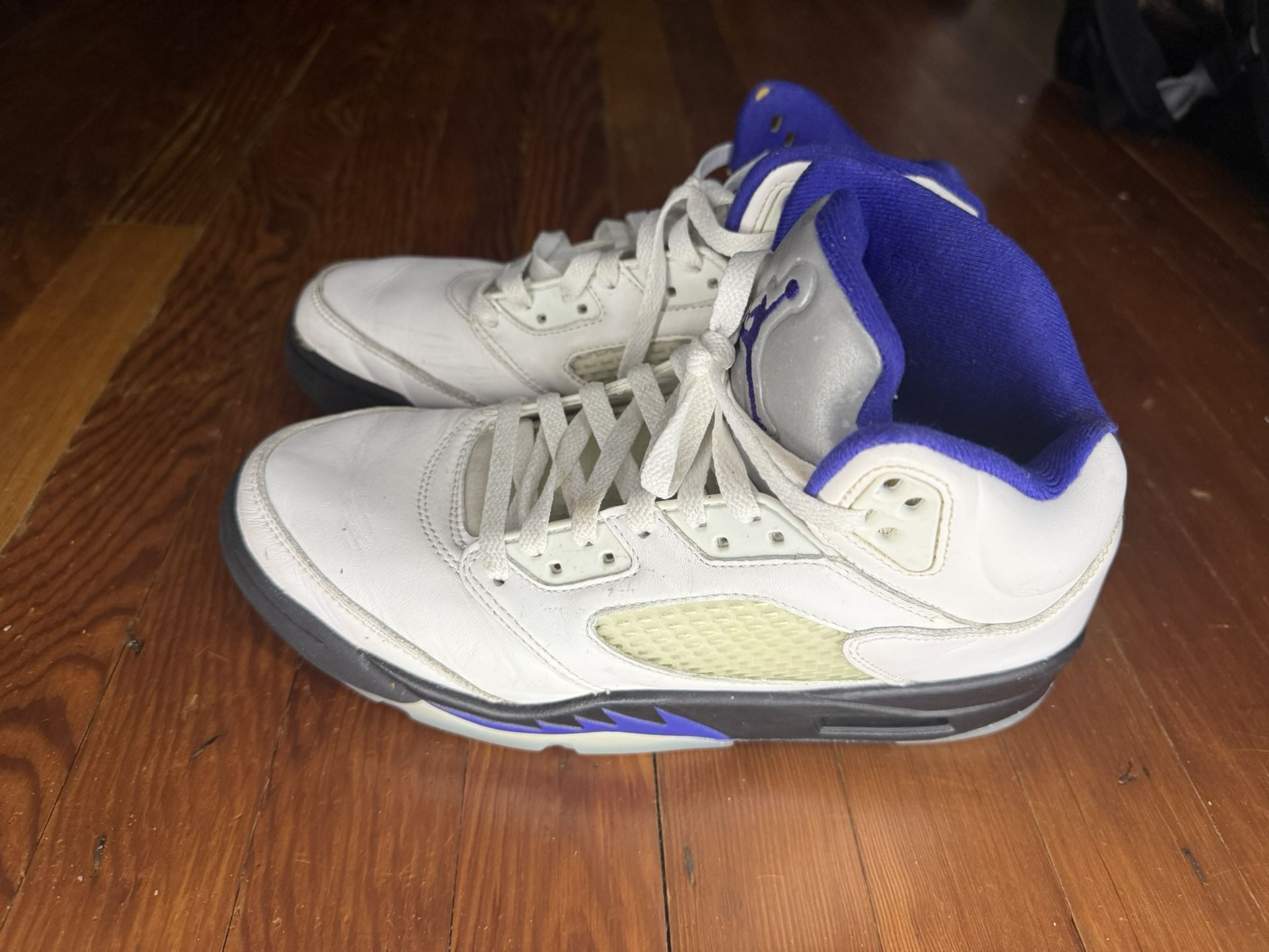 Air Jordan 5 Retro 'Concord' (negotiable)