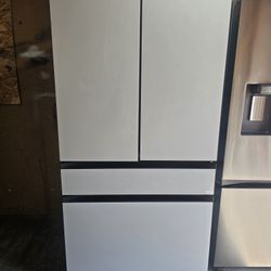 REFRIGERATOR 4 DOOR SAMSUNG WHITE LIKE NEW