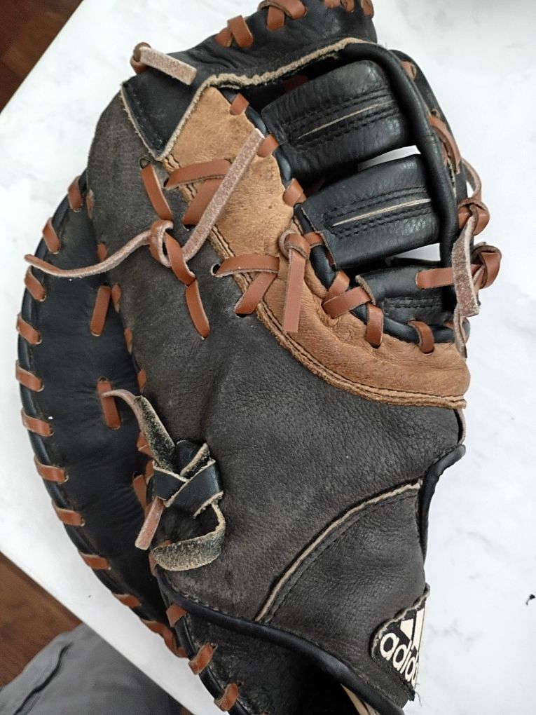 Adidas L H T Baseball Glove