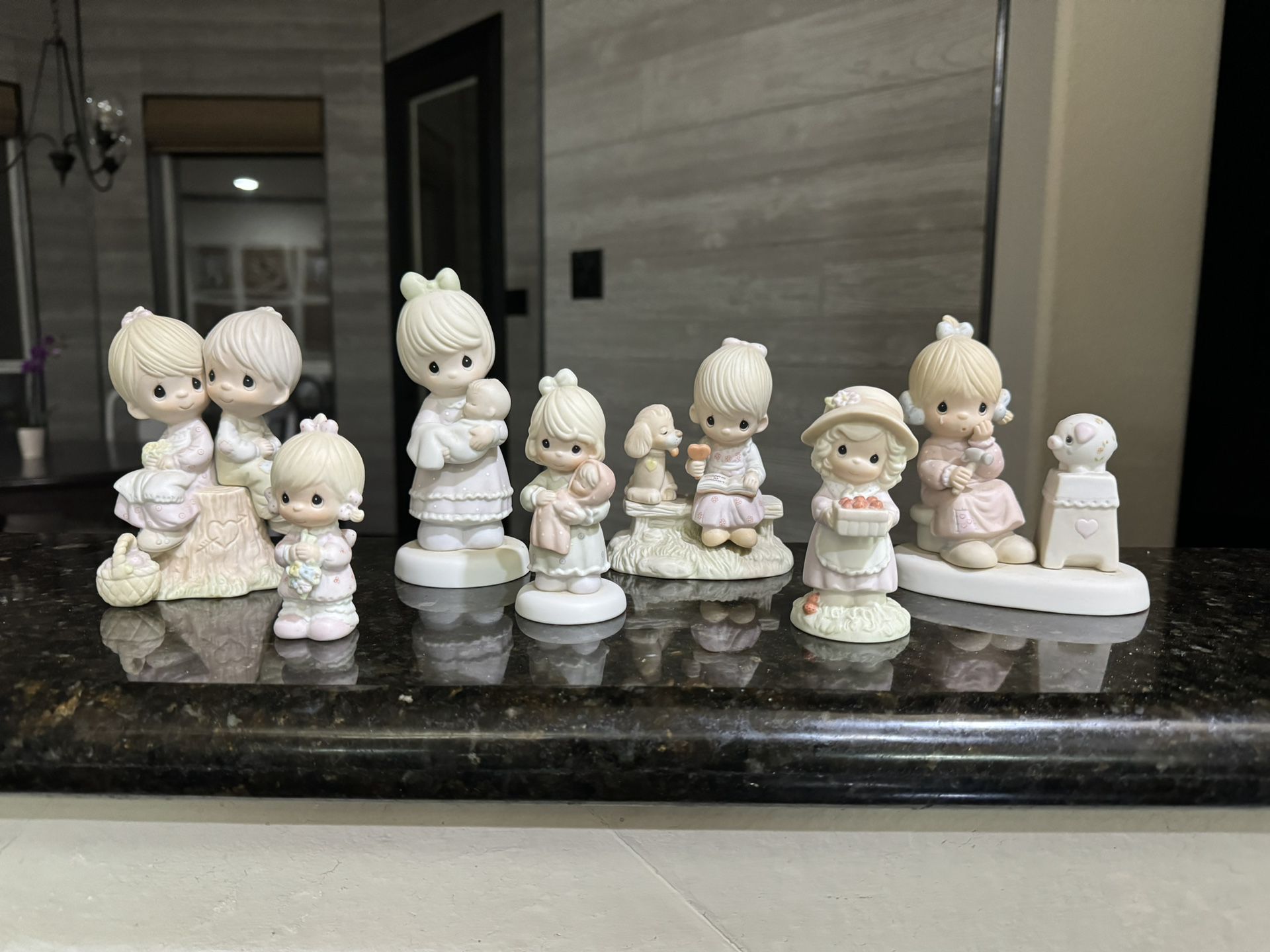Precious Moments Figurines Lot Of 7