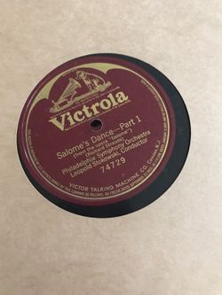 Collection of 9 vintage Victrola 12 one side record large disc, from Erico Caruso to Alexis Emmanuel Chabrier, ( vinyl LP). MAKE ME AN OFFER.