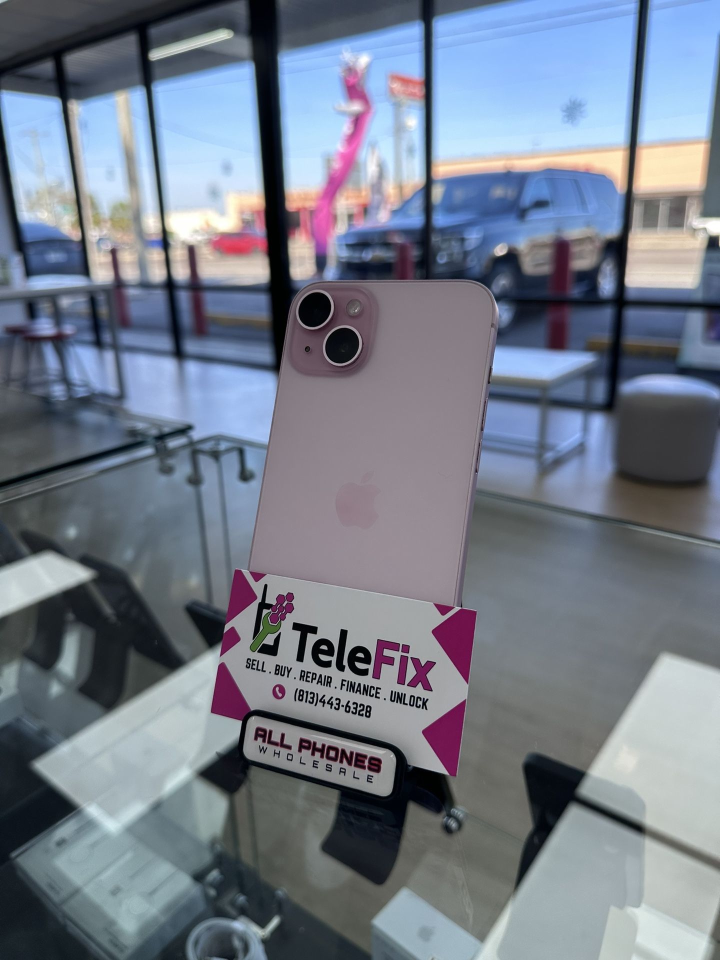 iPhone 15 Unlocked 