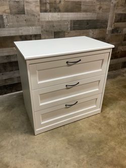 Magnificent Aspen White BRAND NEW Modern Dresser