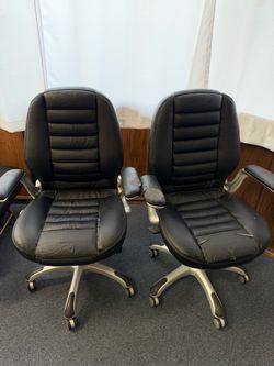 Free Chairs