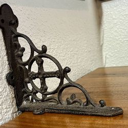 Antique Cast Iron Ornate Victorian Style Corner/ Shelf Bracket: Plant & Flower Pot Hanger! 