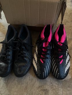 girls soccer cleats