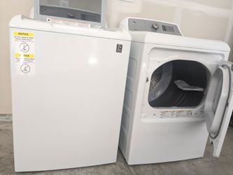 GE Washer and Dryer White