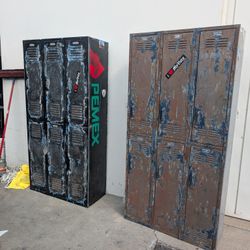 2 Storage Lockers 
