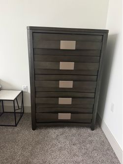 Modern 5-Drawer Chest Dresser, Gray/Espresso Finish