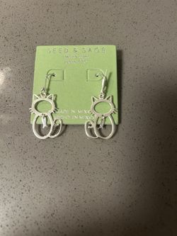 NEW  Sterling Silver Seed and Sage Cat Earrings 