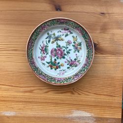 Chinese Guang Cai Plate