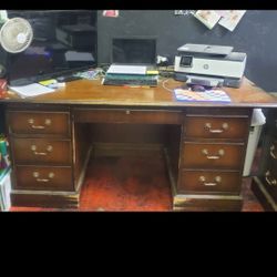 Executive Wooden Desk 
