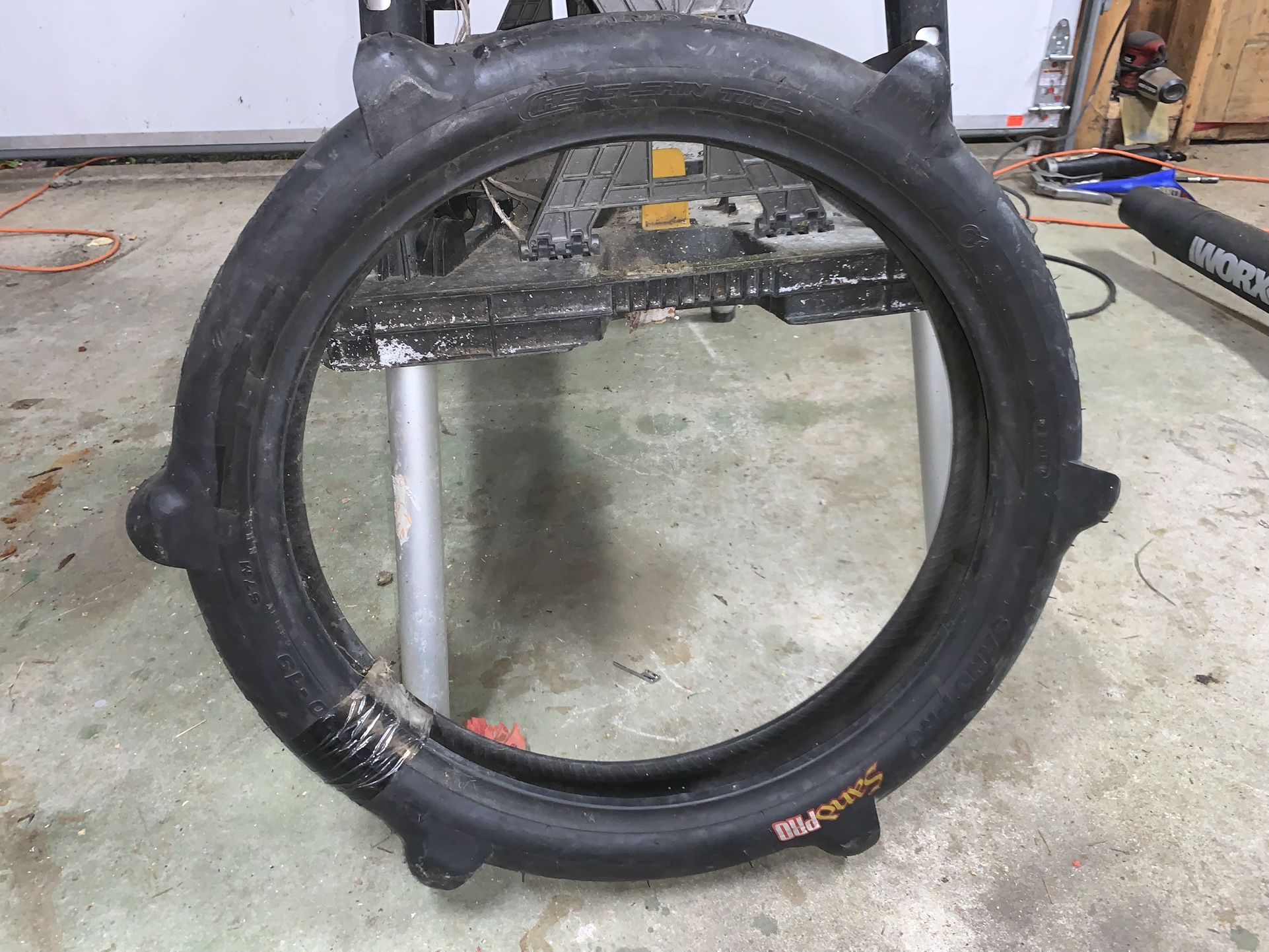 19in Paddle Tire