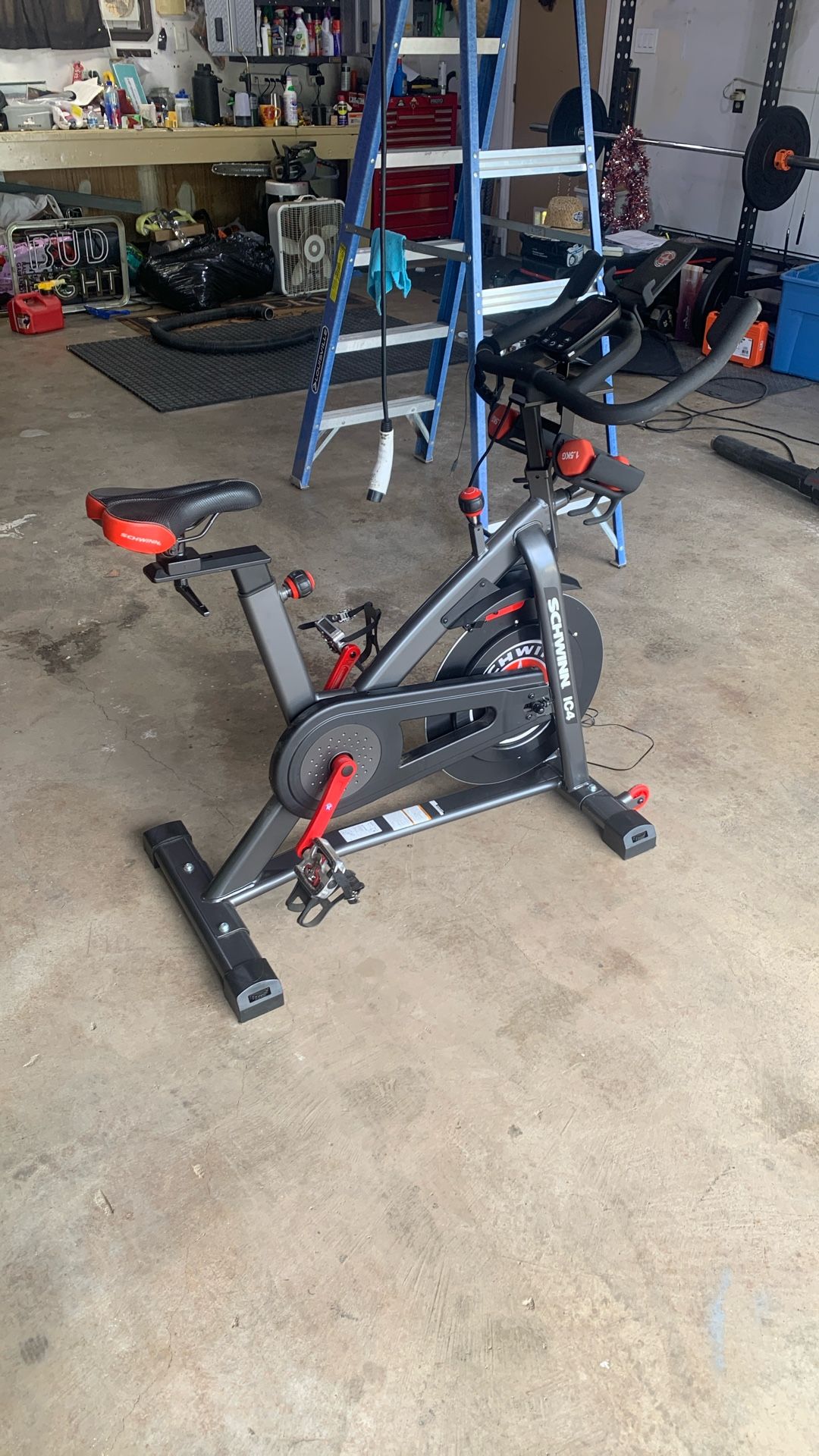 Schwinn IC4 Exercise Bike