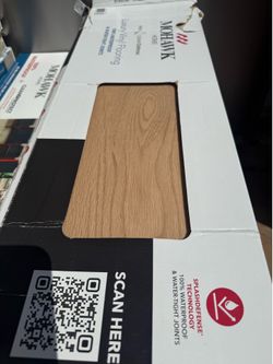 Vinyl Flooring – Bloomington Oak (5 Cases Available)