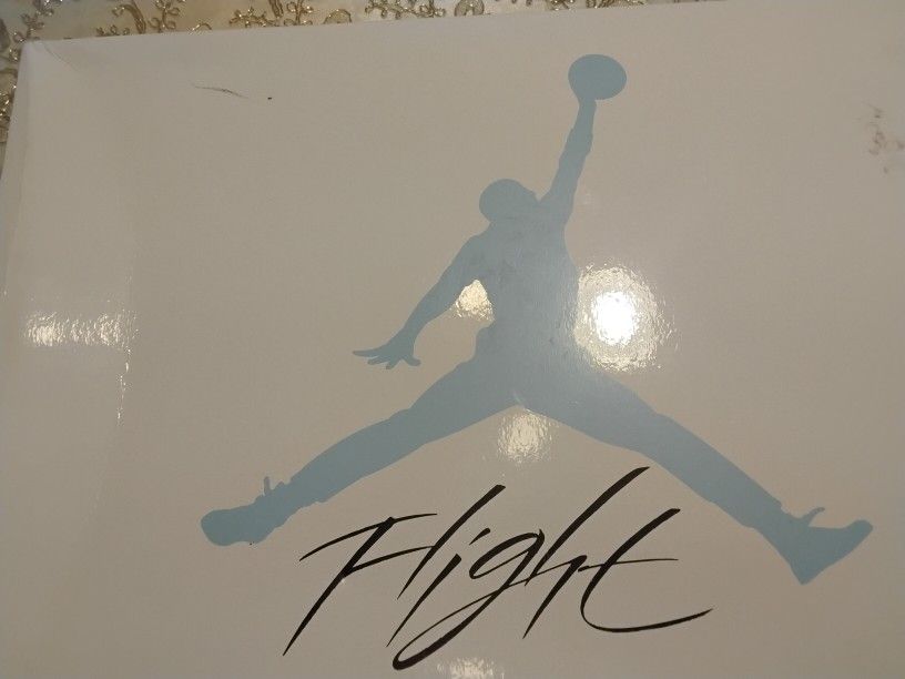 Air Jordan 4 Retro "University Blue