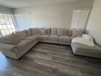 Living Room Sectional Couch
