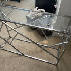 Table/Entry Way Table 