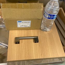 96mm Cabinet Handle for SALE! 