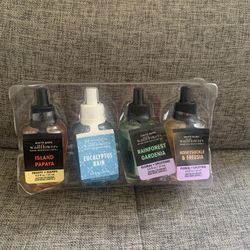 Set of 4 Bath and body works home fragrance refills