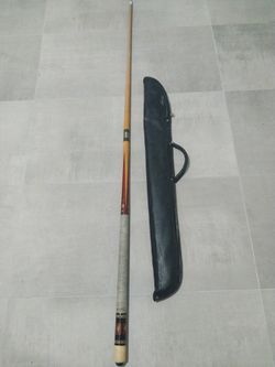 Vintage 2 PC Carved Wood Pool Stick 57” Billiards Screw Together W Leather Case
