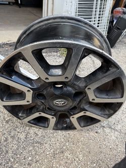 18” Toyota Highlander / Tacoma rims