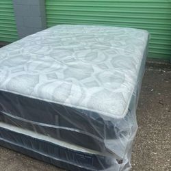 Queen Size Mattress 
